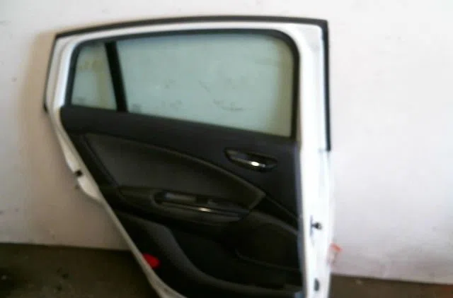 Porte arrière gauche Fiat BRAVO II (198_) 1.6 d multijet (198axh1b) (2007-2014) 5 portes occasion
