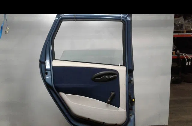 Porte arrière gauche Fiat PUNTO (188_) 1.3 jtd 16v (2003-2012) 5 portes occasion