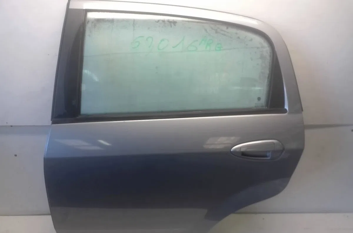 Porte arrière gauche Fiat PUNTO EVO (199_) 1.3 d multijet (199axc1a, 199bxc1a, 199axt1a, 199bxt1a) (2009-2012) 3 portes 