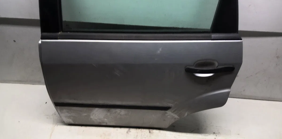 Porte arrière gauche Ford FIESTA V (JH_, JD_) 1.4 tdci (2001-2008) 5 portes occasion