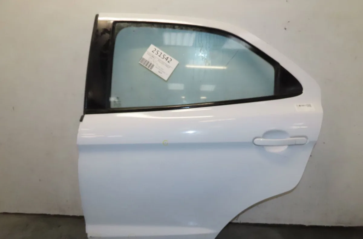 Porte arrière gauche Ford KA III (UK, FK) 1.2 (2016) occasion