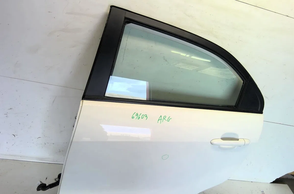 Porte arrière gauche Kia RIO III (UB) 1.1 crdi (2011-2017) occasion
