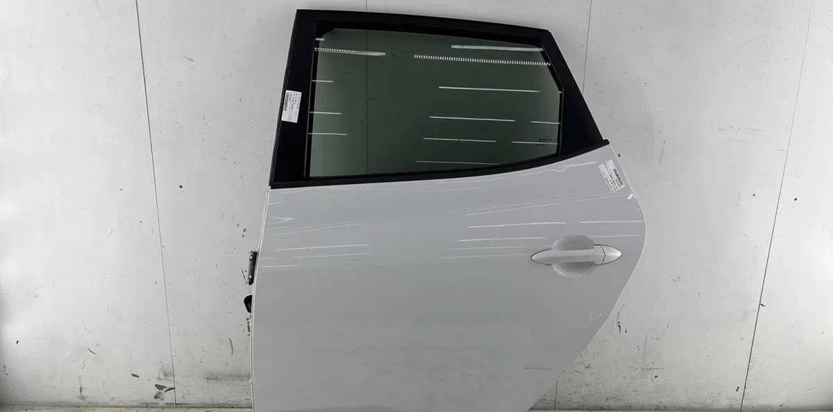 Porte arrière gauche KIA VENGA PHASE 1 occasion