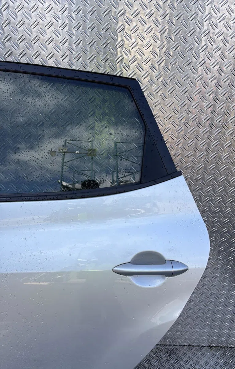 Porte arrière gauche Kia VENGA (YN) 1.4 crdi 90 (2010) occasion