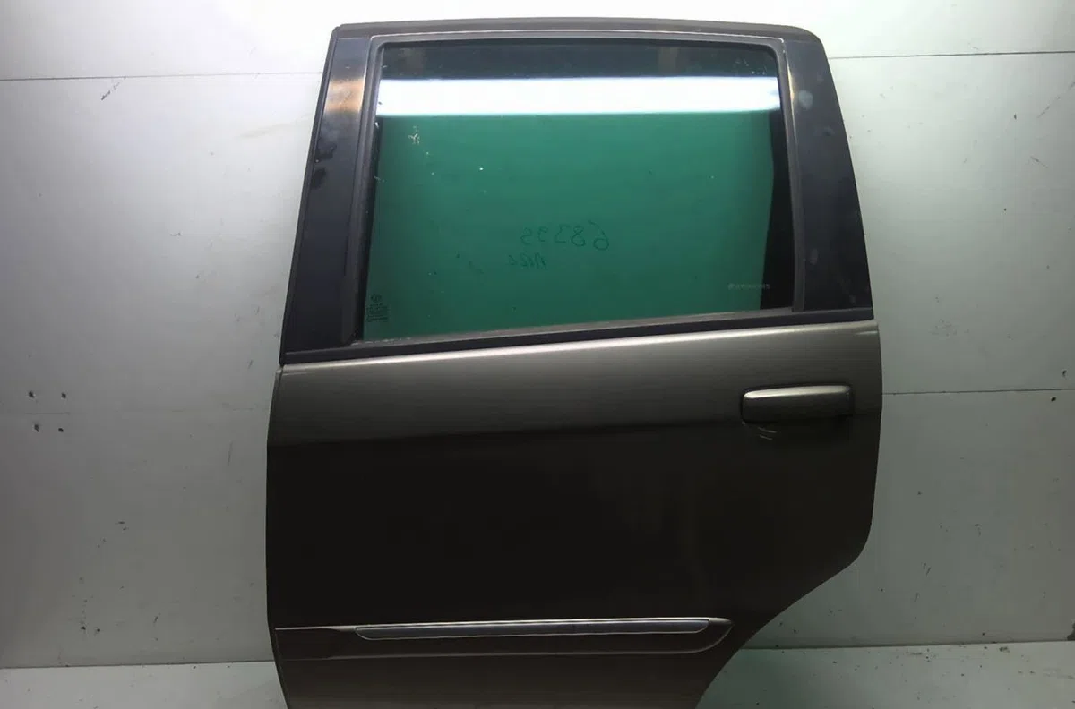 Porte arrière gauche Lancia MUSA (350_) 1.9 d multijet (350.axc1a) (2004-2012) occasion