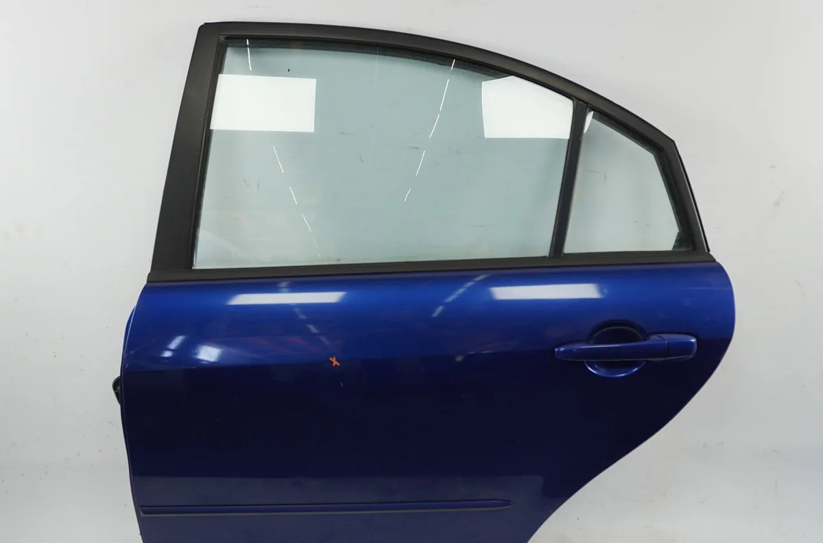 Porte arrière gauche Mazda 6 Hatchback (GG) 2.0 (gges) (2002-2007) occasion