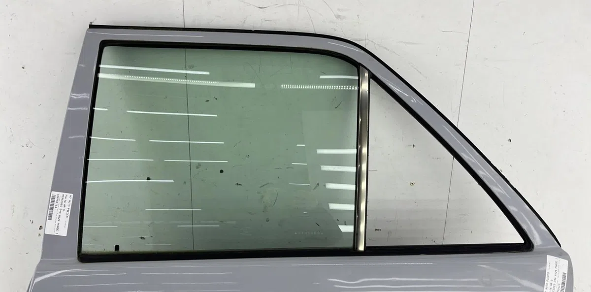 Porte arrière gauche MERCEDES 250 W124 PHASE 1 occasion