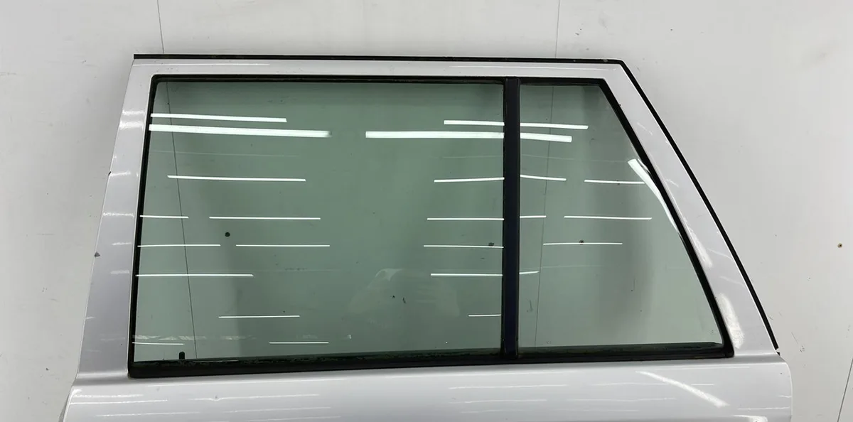 Porte arrière gauche MERCEDES 300 W124 PHASE 1 occasion