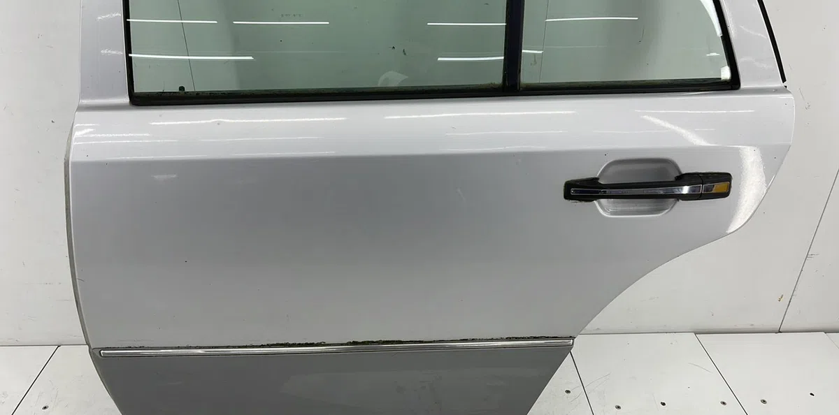Porte arrière gauche MERCEDES 300 W124 PHASE 1 occasion