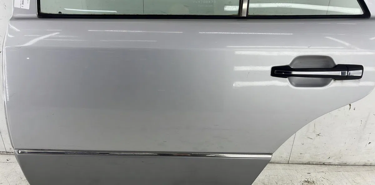 Porte arrière gauche MERCEDES 300 W124 PHASE 1 occasion