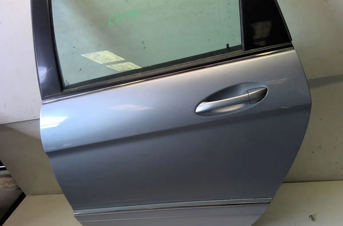 Porte arrière gauche Mercedes-benz CLASSE B Sports Tourer (W245) B 180 cdi (245.207) (2005-2011) 5 portes occasion
