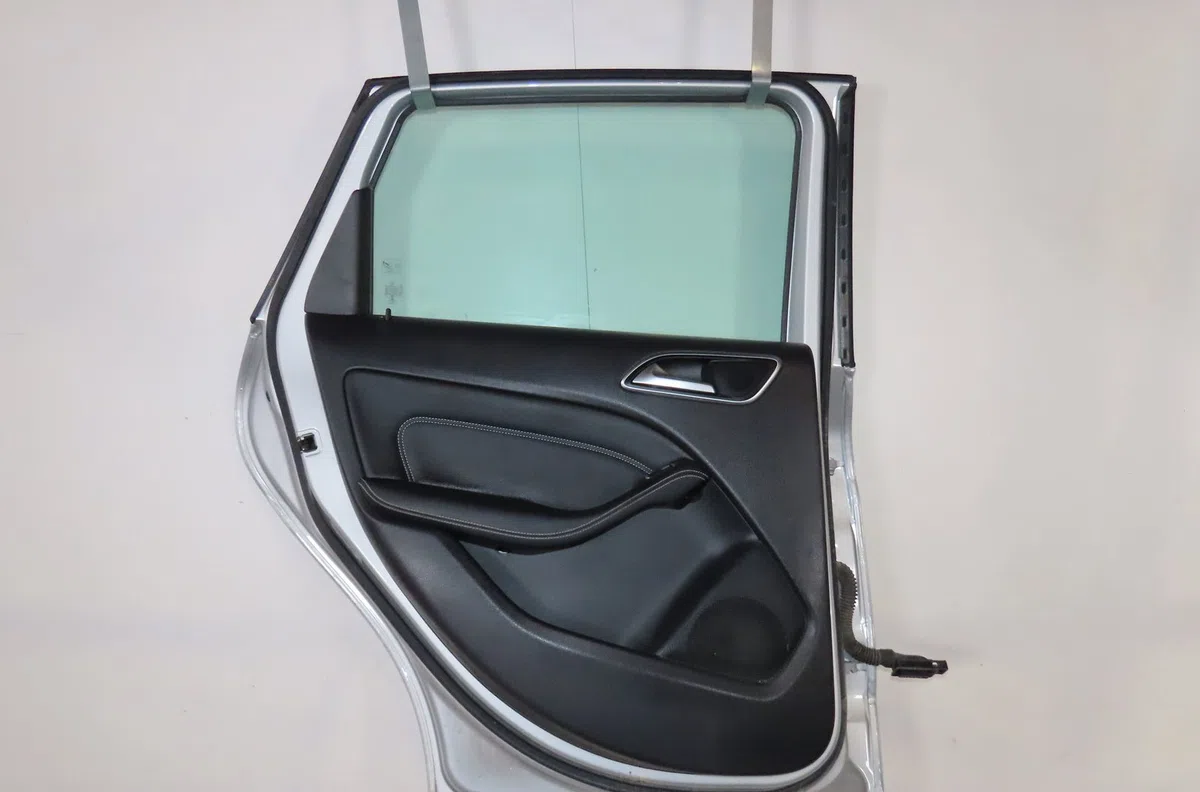 Porte arrière gauche Mercedes-benz CLASSE B Sports Tourer (W246, W242) B 180 cdi - d (246.212) (2013-2018) occasion