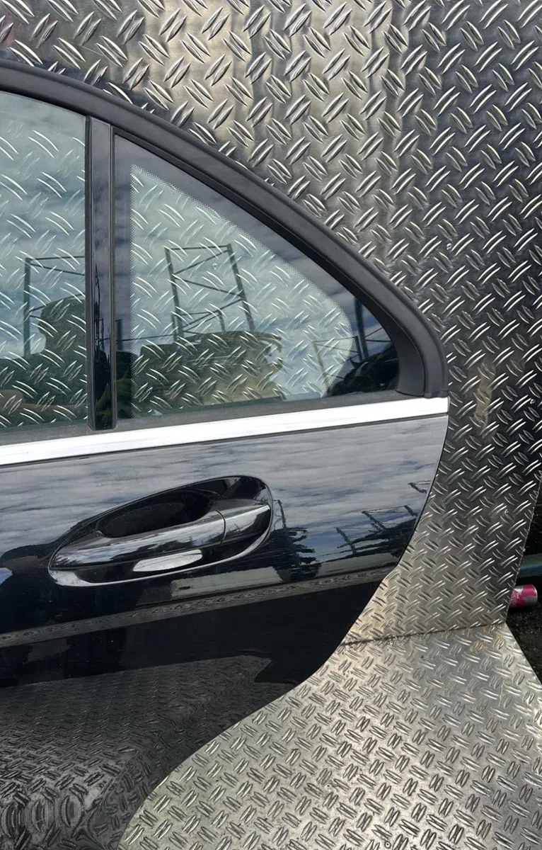 Porte arrière gauche Mercedes-benz CLASSE C (W204) C 180 cgi (204.049) (2007-2014) occasion