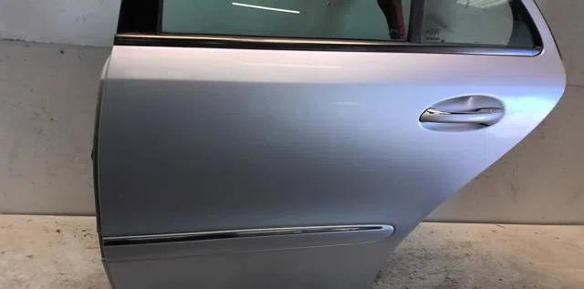 Porte arrière gauche Mercedes-benz CLASSE E (W211) E 270 cdi (211.016) (2002-2008) occasion
