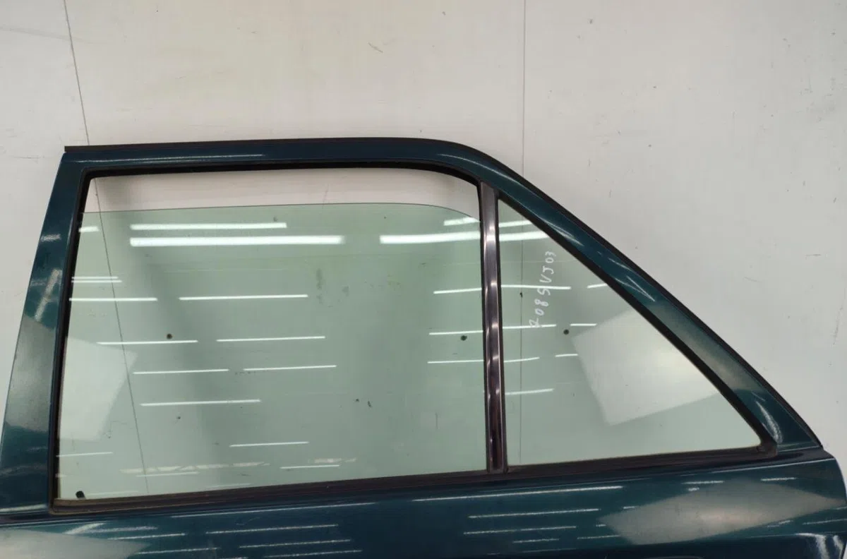 Porte arrière gauche MERCEDES CLASSE E 124 PHASE 2 occasion