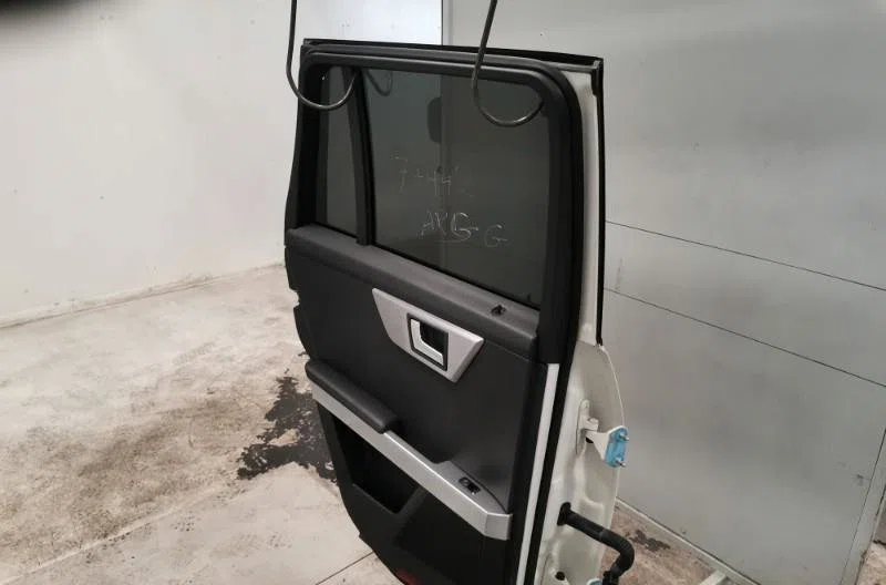 Porte arrière gauche MERCEDES CLASSE GLK 204 PHASE 1 occasion