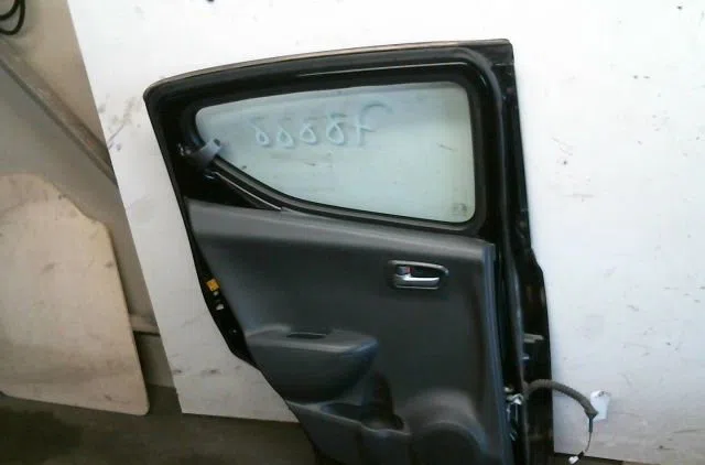 Porte arrière gauche Nissan PIXO (UA0) 1.0 (2009) 5 portes occasion