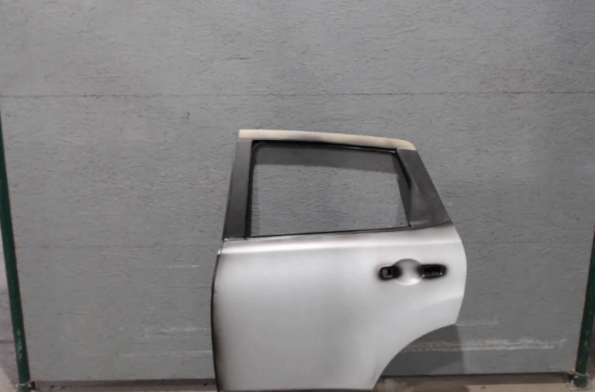 Porte arrière gauche NISSAN QASHQAI 1 QASHQAI 1 PHASE 1 occasion