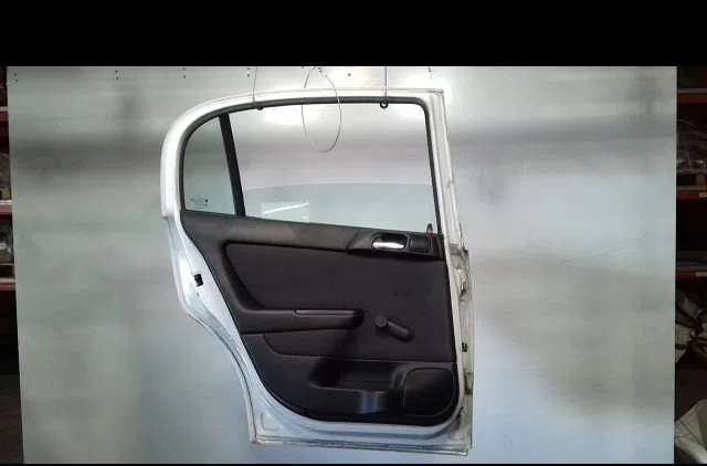 Porte arrière gauche Opel ASTRA G 3-5 portes (T98) 1.7 dti 16v (f08, f48) (2000-2005) occasion