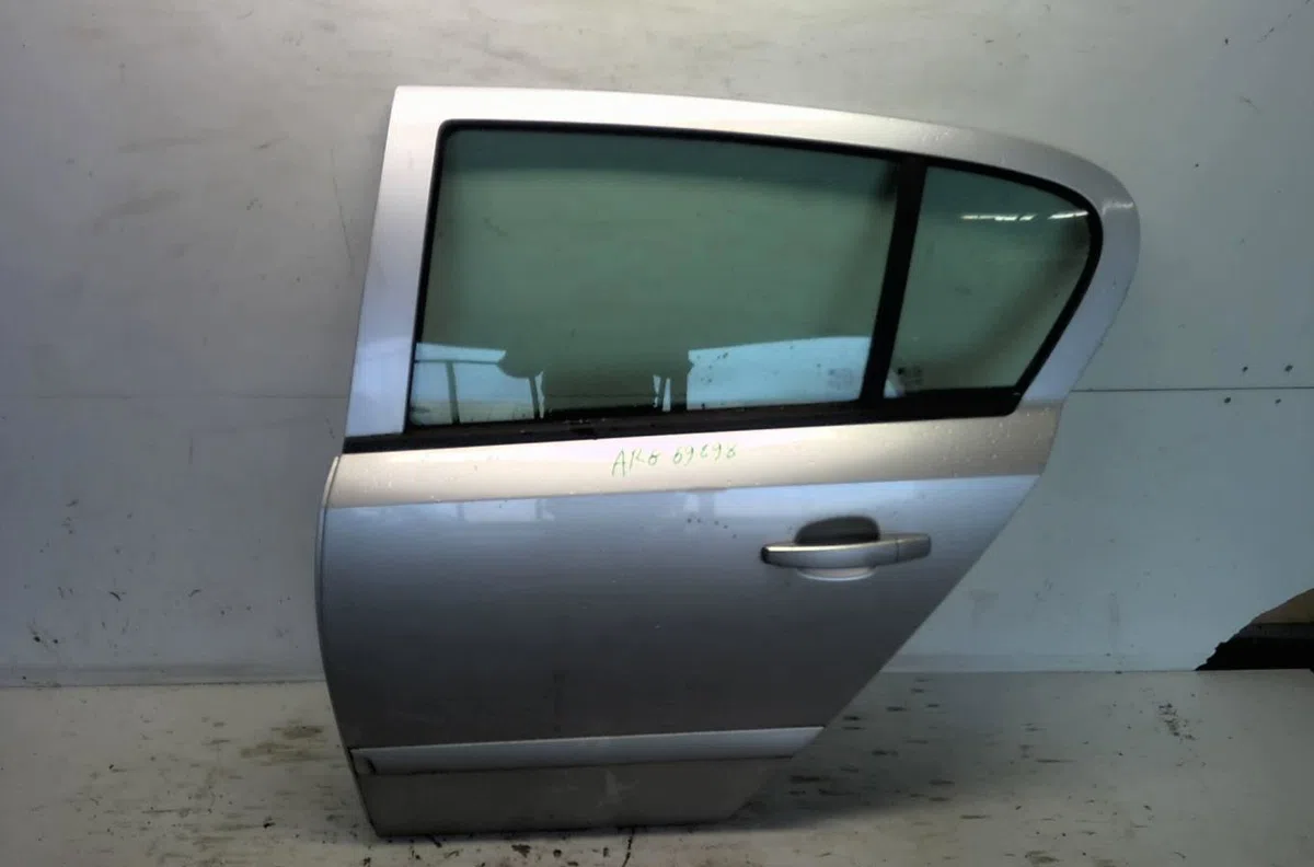 Porte arrière gauche Opel ASTRA H (A04) 1.7 cdti (l48) (2004-2010) 5 portes occasion