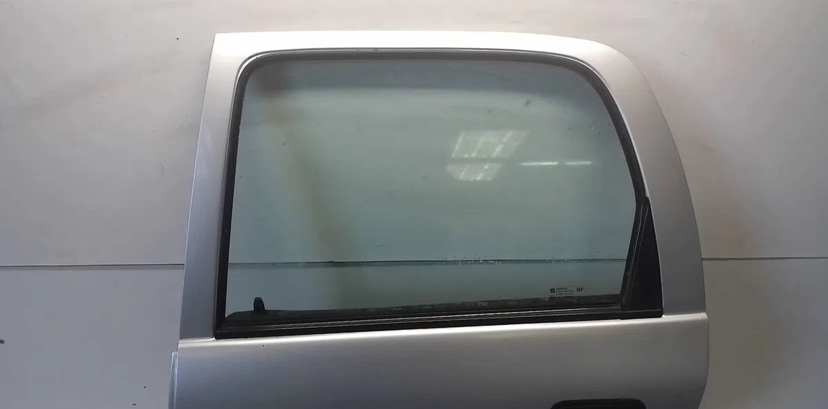 Porte arrière gauche Opel CORSA B (S93) 1.2 i 16v (f08, f68, m68) (1998-2000) 5 portes occasion