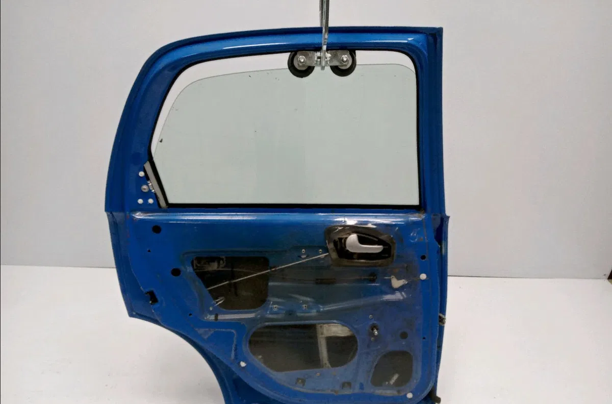 Porte arrière gauche Opel CORSA C (X01) 1.2 (f08, f68) (2000-2009) occasion