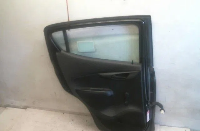 Porte arrière gauche Opel KARL (C16) 1.0 (2015-2018) occasion