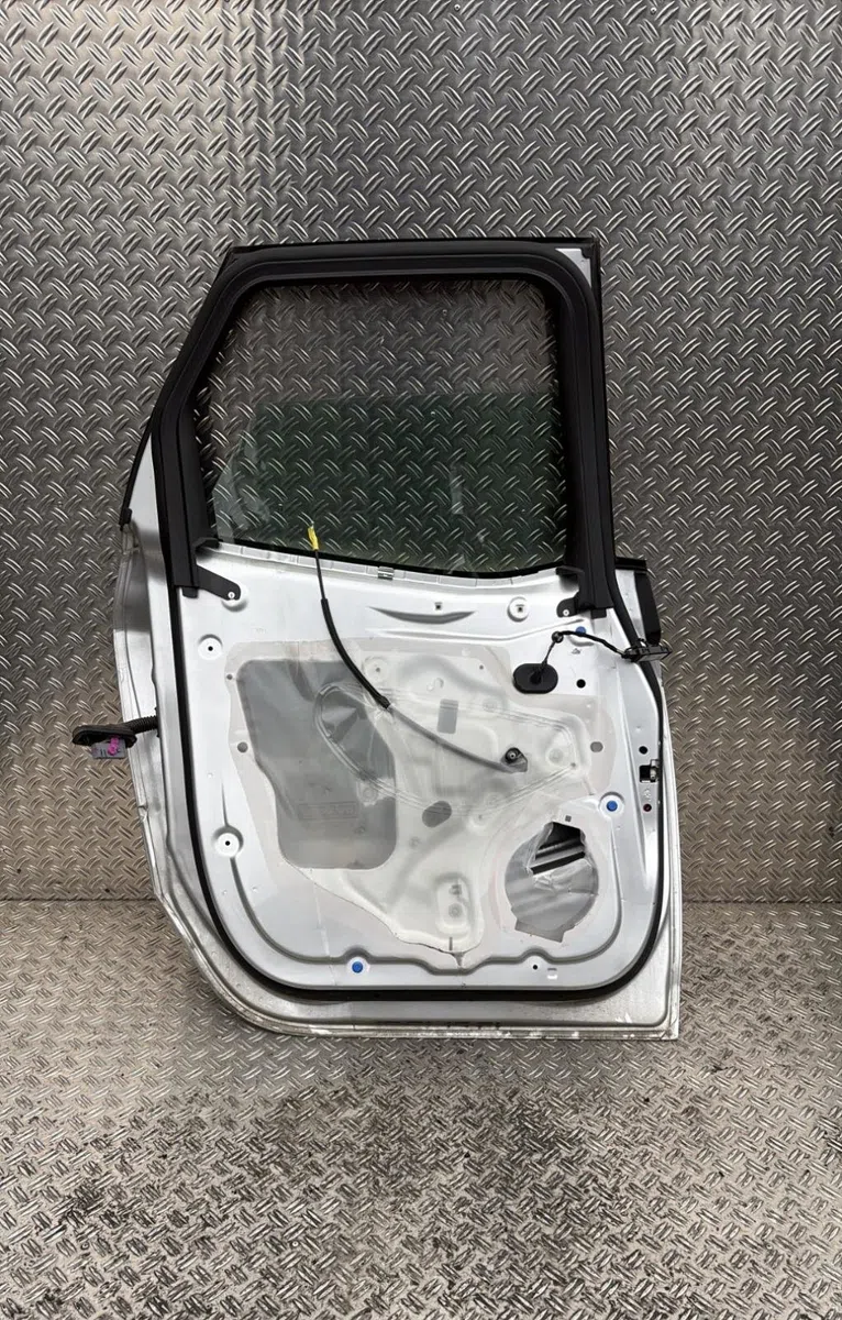 Porte arrière gauche Opel MERIVA B Monospace (S10) 1.4 (75) (2010-2017) occasion