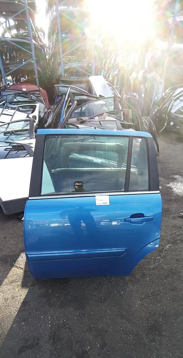 Porte arrière gauche Opel ZAFIRA - ZAFIRA FAMILY B (A05) 2.0 (m75) (2005-2010) occasion