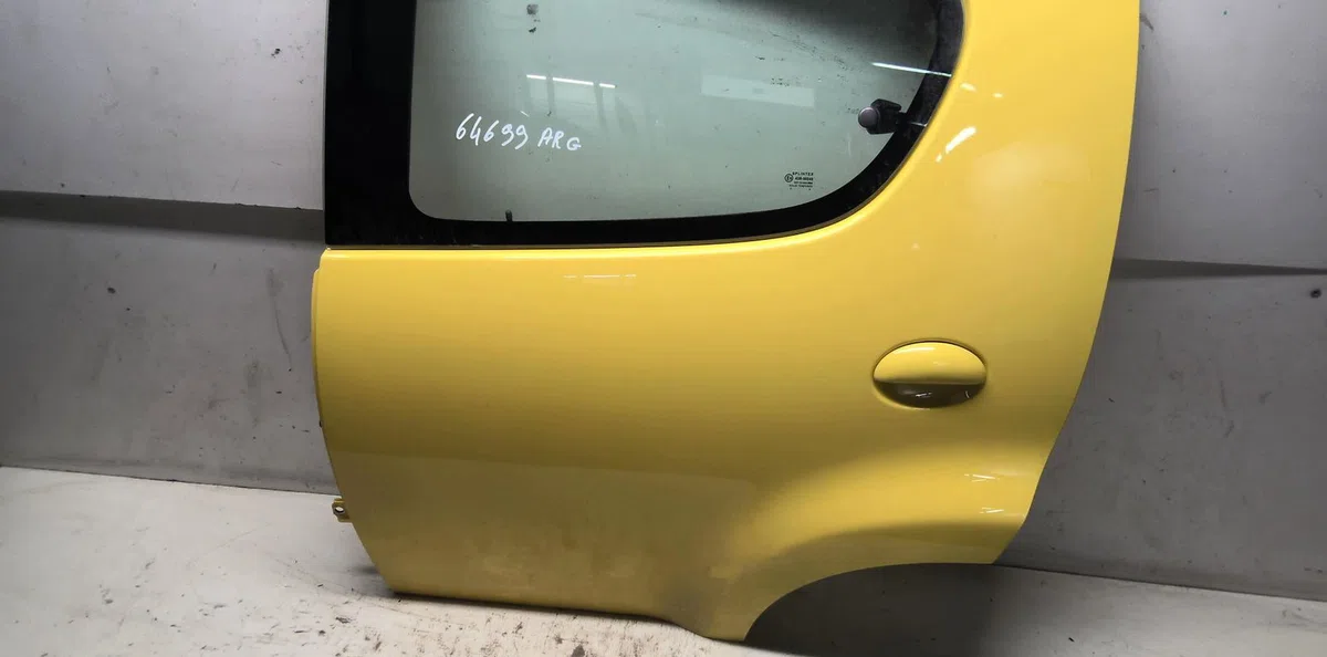 Porte arrière gauche Peugeot 107 (PM_, PN_) 1.4 hdi (2005-2014) occasion
