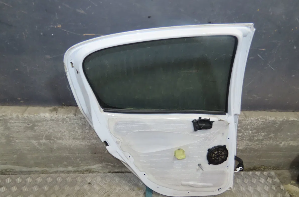 Porte arrière gauche Peugeot 206 (2L_, 2M_) 1.1 (2009-2013) occasion