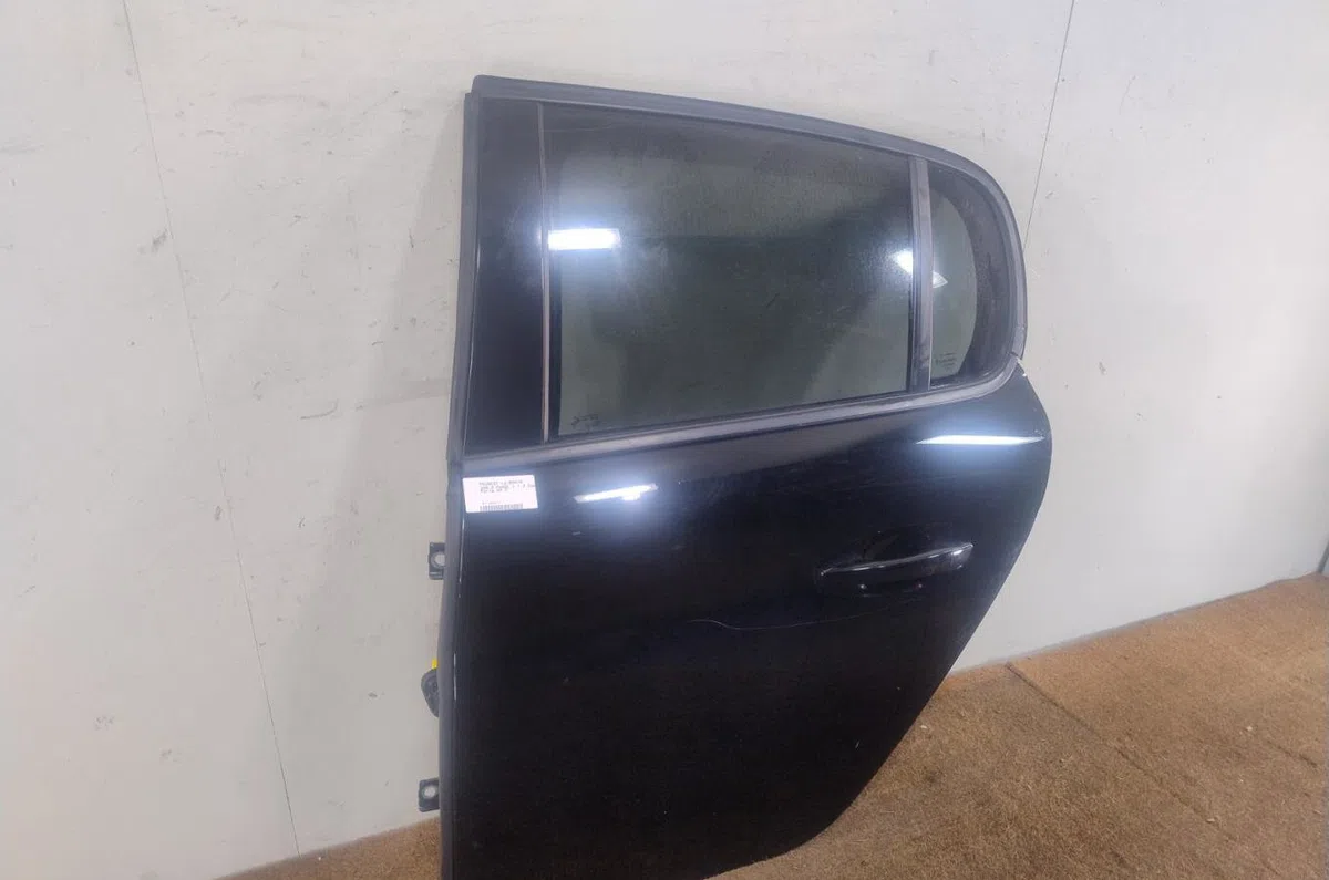 Porte arrière gauche Peugeot 208 II (UB_, UP_, UW_, UJ_) 1.2 puretech 75 (2019) occasion