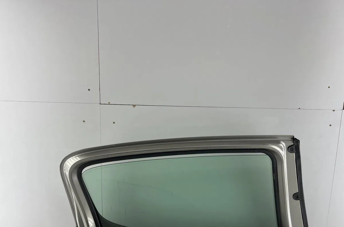 Porte arrière gauche PEUGEOT 308 1 PHASE 2 occasion