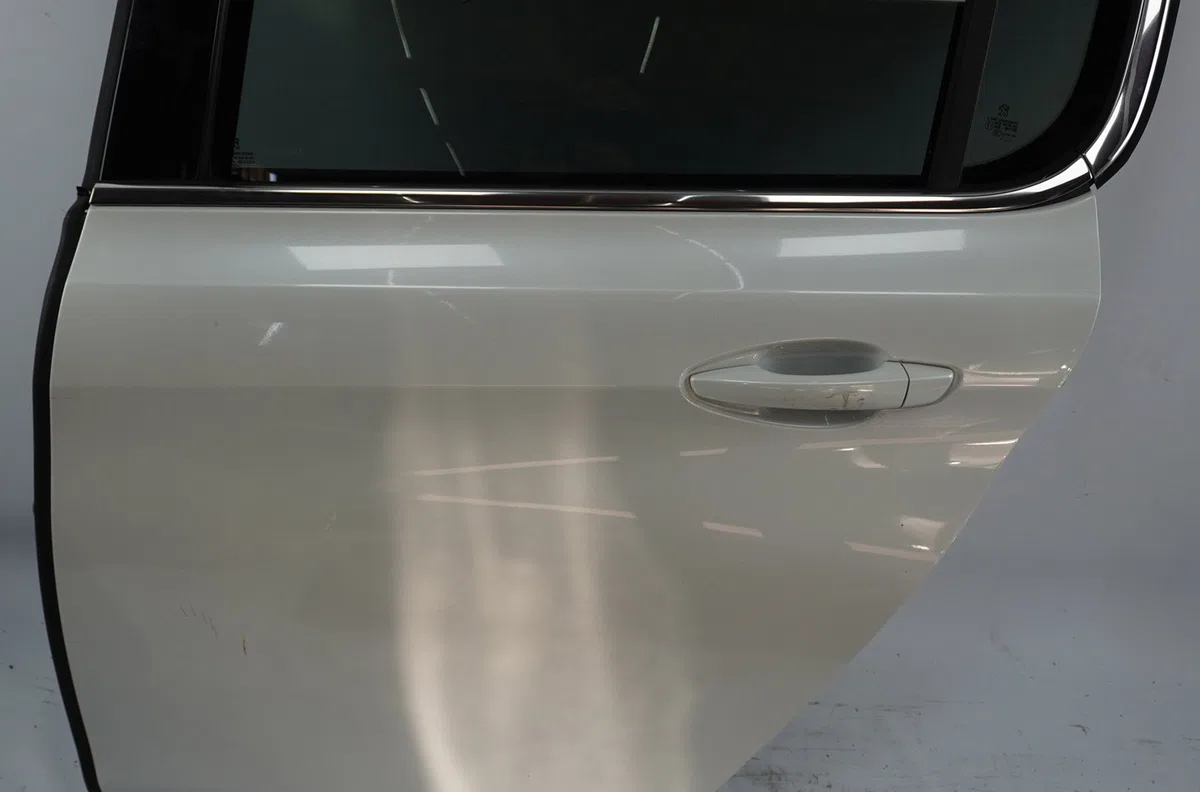 Porte arrière gauche Peugeot 308 II (LB_, LP_, LW_, LH_, L3_) 1.2 thp 110 (2013-2021) occasion