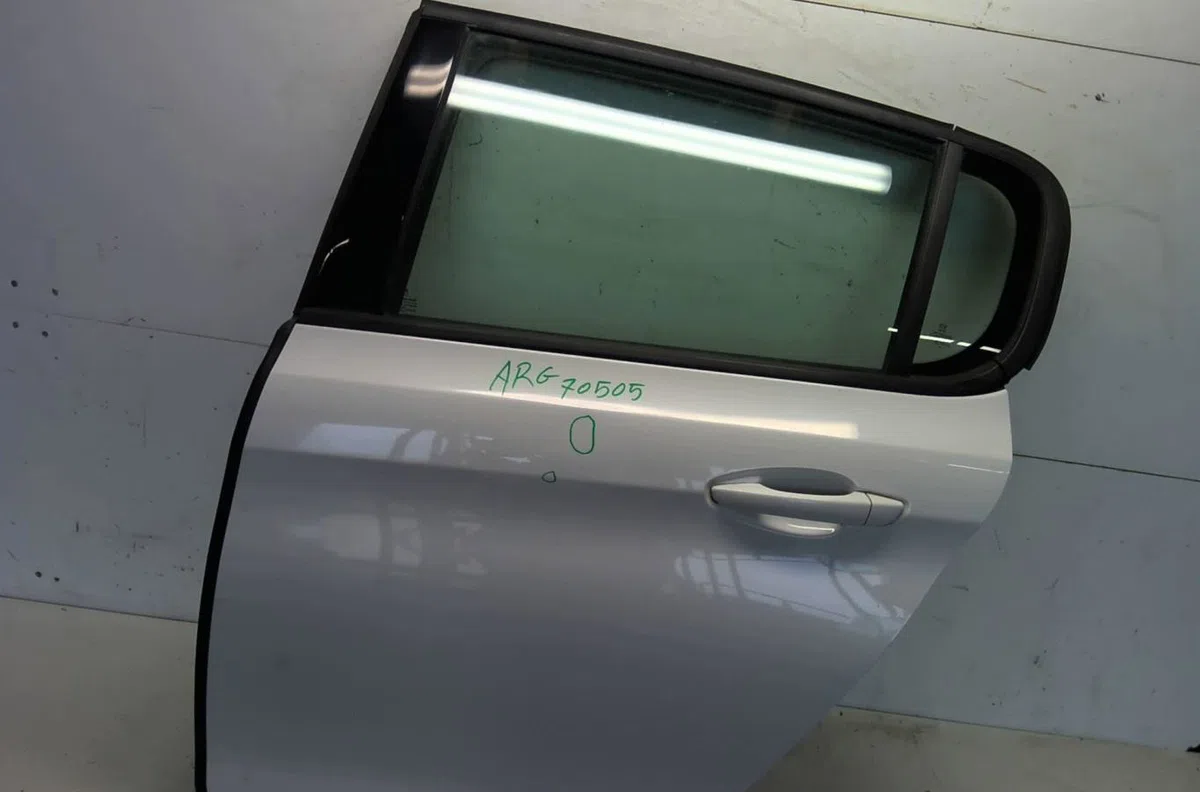 Porte arrière gauche Peugeot 308 II (LB_, LP_, LW_, LH_, L3_) 1.6 hdi (2013-2021) occasion