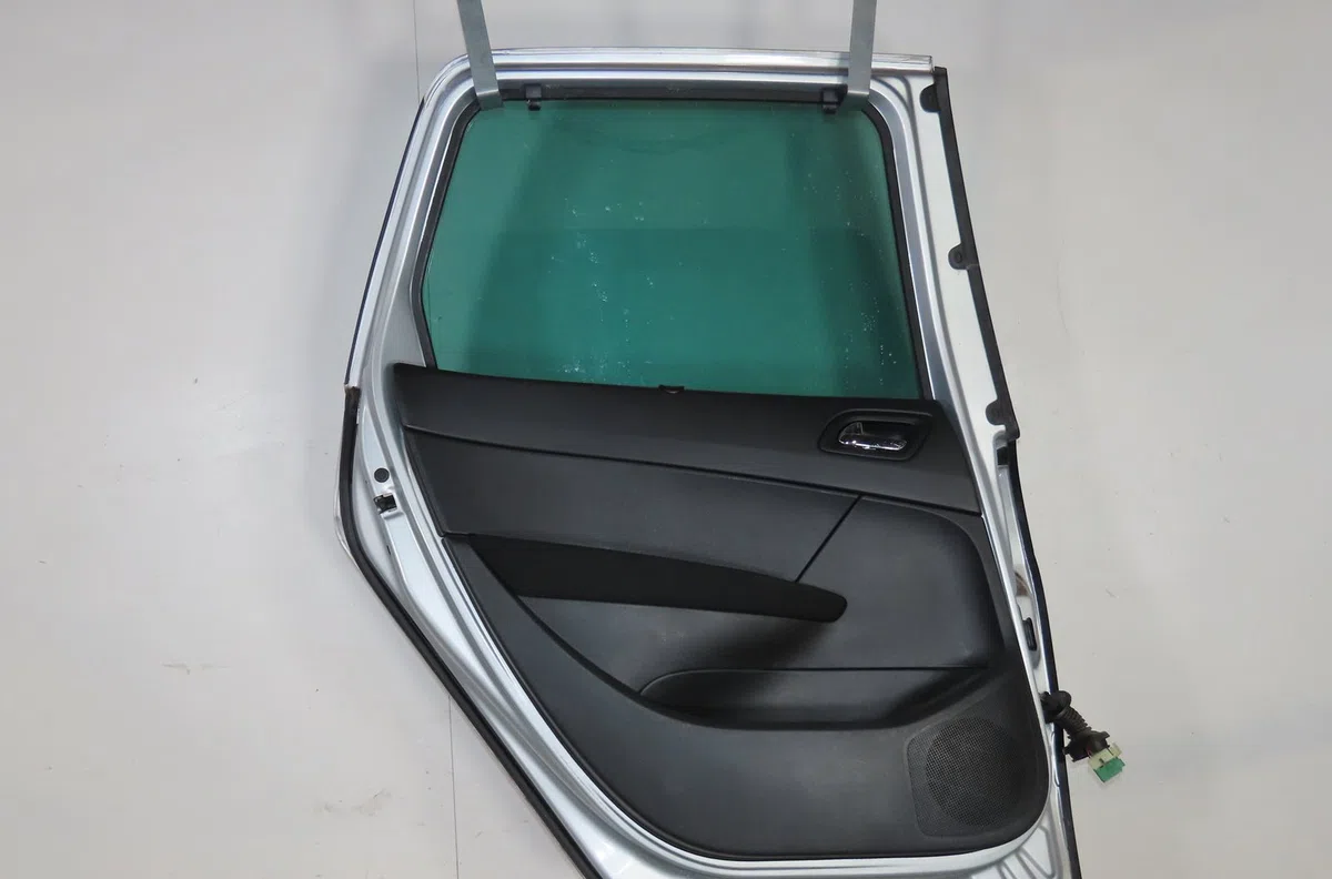 Porte arrière gauche Peugeot 308 SW I (4E_, 4H_) 1.6 hdi (2009-2014) occasion
