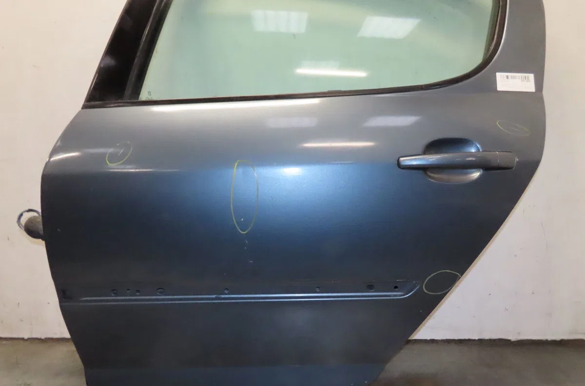 Porte arrière gauche Peugeot 407 (6D_) 1.6 hdi 110 (6d9hzc, 6d9hyc) (2004-2010) occasion