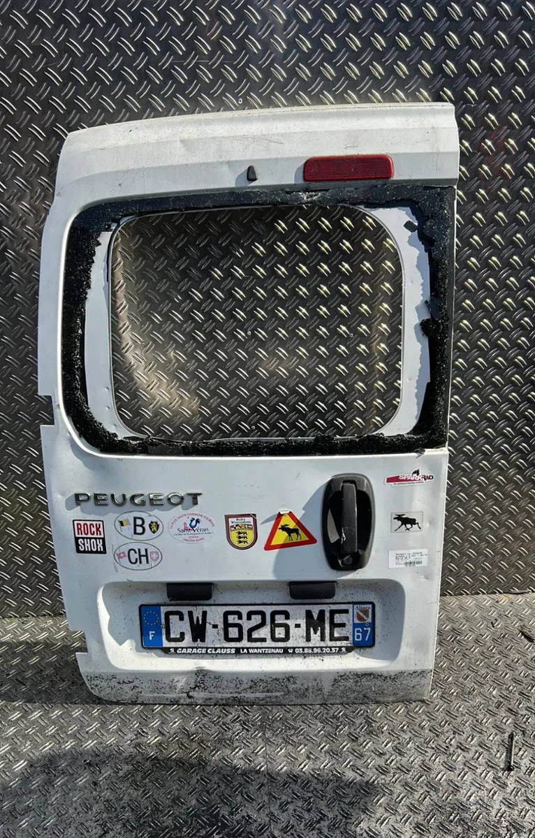 Porte arrière gauche Peugeot BIPPER (AA_) 1.4 hdi (2008) 3 portes occasion