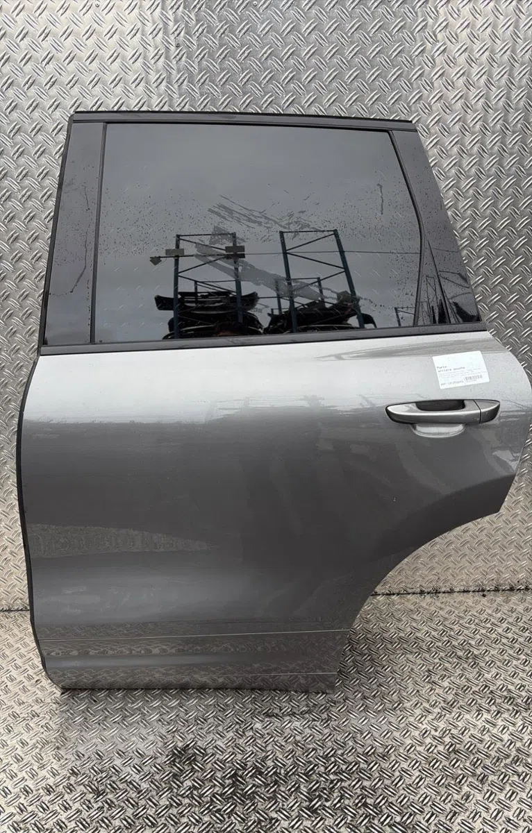 Porte arrière gauche Porsche CAYENNE (92A) 3.0 diesel (2010) occasion