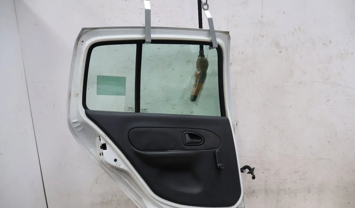Porte arrière gauche Renault CLIO II (BB_, CB_) 1.5 dci (b-cb3m) (2005-2010) 3 portes occasion