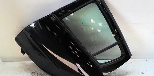 Porte arrière gauche Renault CLIO III (BR0-1, CR0-1) 1.5 dci (2010-2014) 3 portes occasion