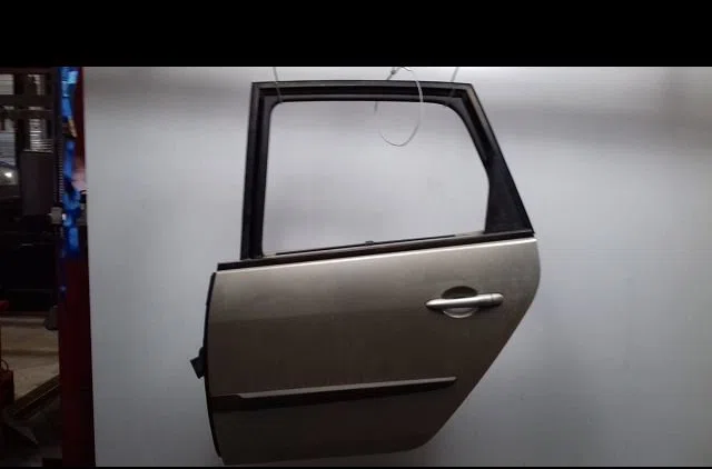 Porte arrière gauche Renault GRAND SCÉNIC II (JM0-1_) 1.9 dci (jm14) (2004-2008) occasion