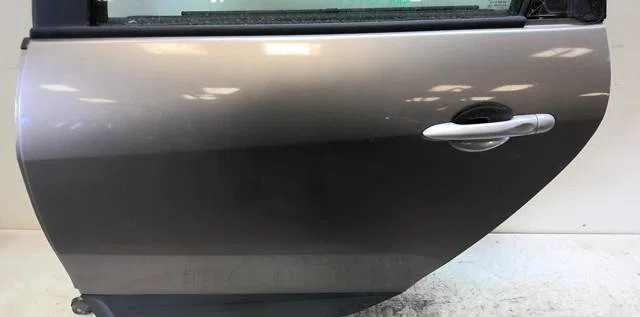 Porte arrière gauche Renault GRAND SCÉNIC III (JZ0-1_) 1.5 dci (2009) occasion