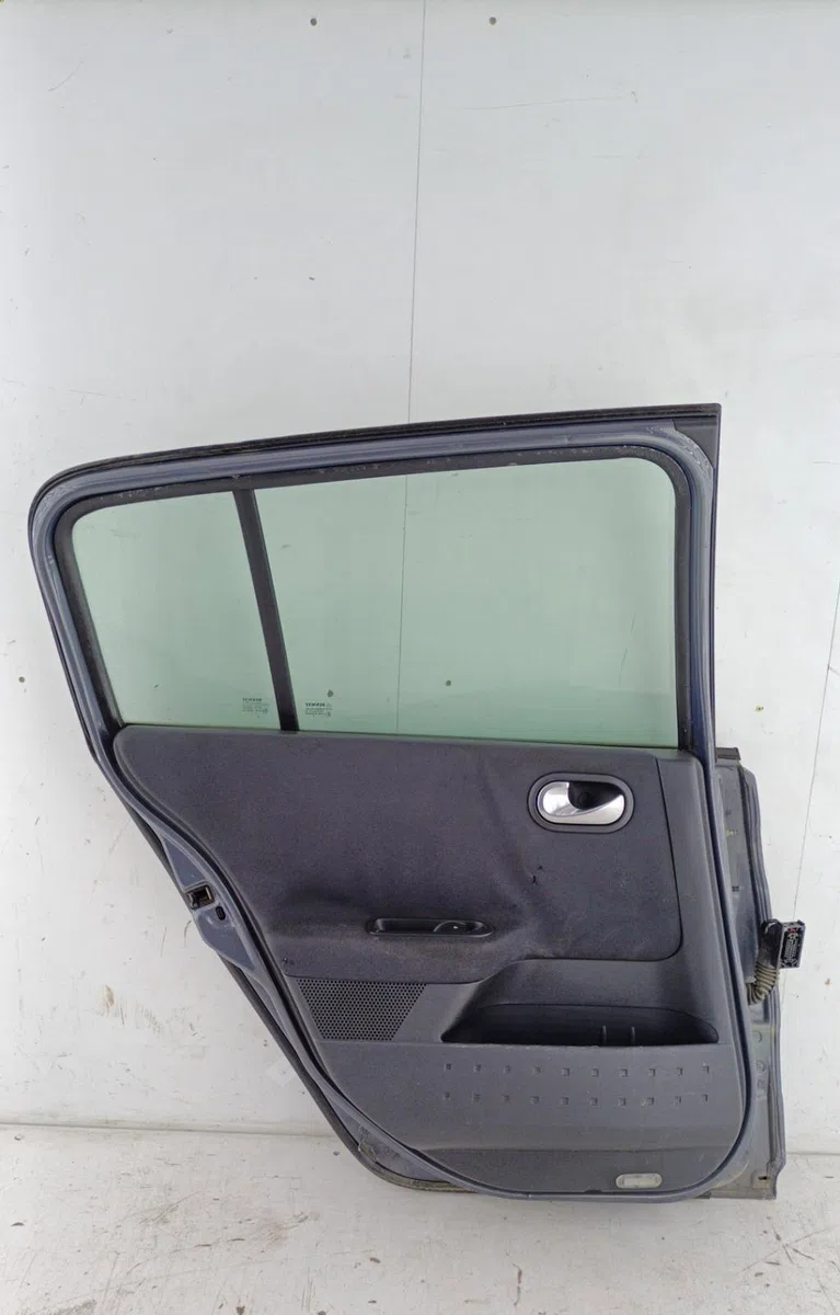 Porte arrière gauche RENAULT MEGANE 2 PHASE 2 occasion