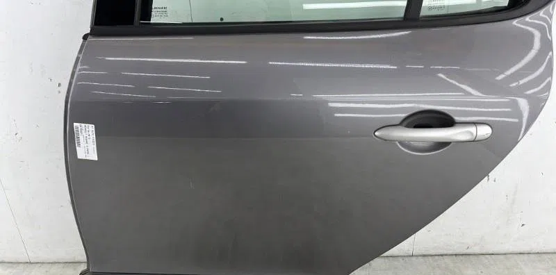 Porte arrière gauche RENAULT MEGANE 3 PHASE 1 occasion