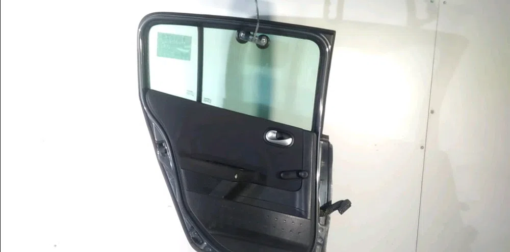 Porte arrière gauche Renault MEGANE II (BM0-1_, CM0-1_) 1.6 16v (2006-2008) occasion