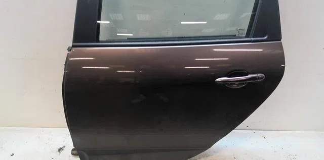 Porte arrière gauche Renault SCÉNIC III (JZ0-1_) 1.5 dci (jz02, jz0r) (2010) occasion