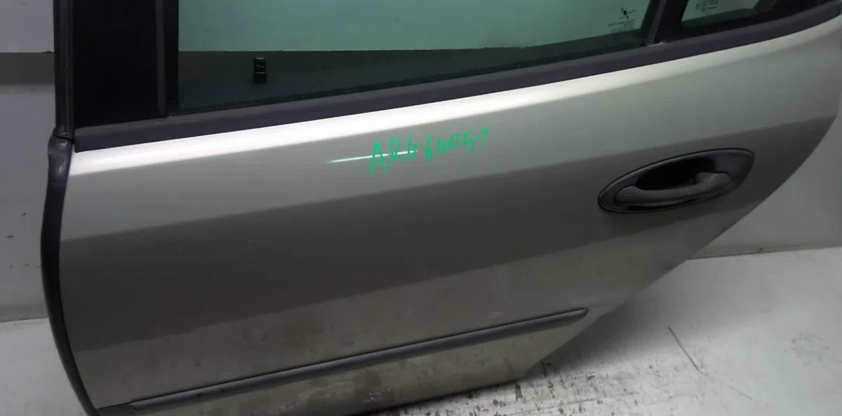 Porte arrière gauche Saab 9-3 (YS3F, E79, D79, D75) 2.0 t (2011-2015) occasion