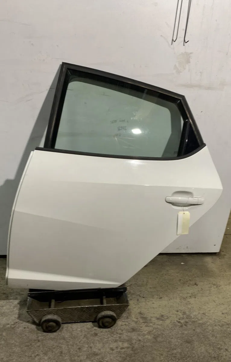 Porte arrière gauche Seat IBIZA IV (6J5, 6P1) 1.2 tsi (2010-2012) 5 portes occasion