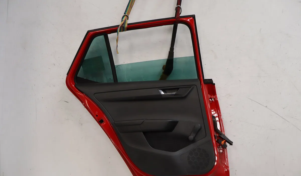 Porte arrière gauche Skoda FABIA III (NJ3) 1.0 (2014-2021) occasion